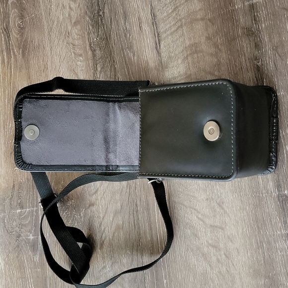 Vintage Y2K Icon Faux Leather Small Cube Shape Multi-wear Crossbody Belt Bag - Picture 6 of 8